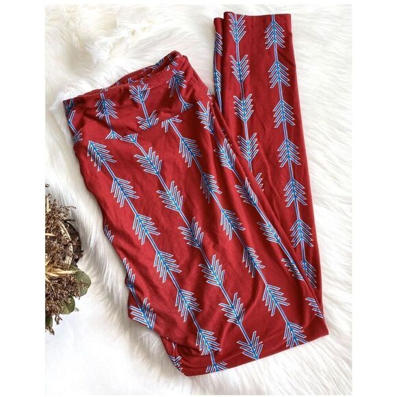 Womens Lularoe Arrow Print Valentines Day Leggings in Tall & Curvy - Sz TC - Picture 2 of 2